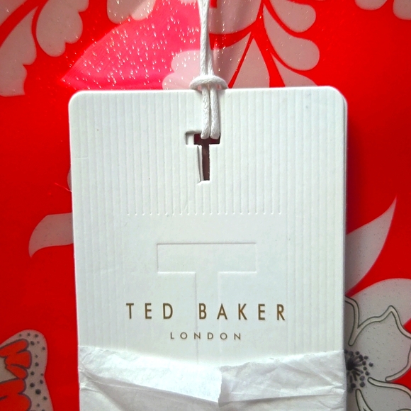 NWT Ted Baker Red Floral Glossy Tote - Picture 4 of 15